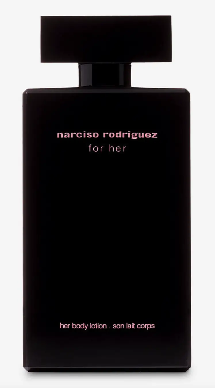 Narciso Rodriguez สำหรับโลชั่นบำรุงผิวกายของเธอ