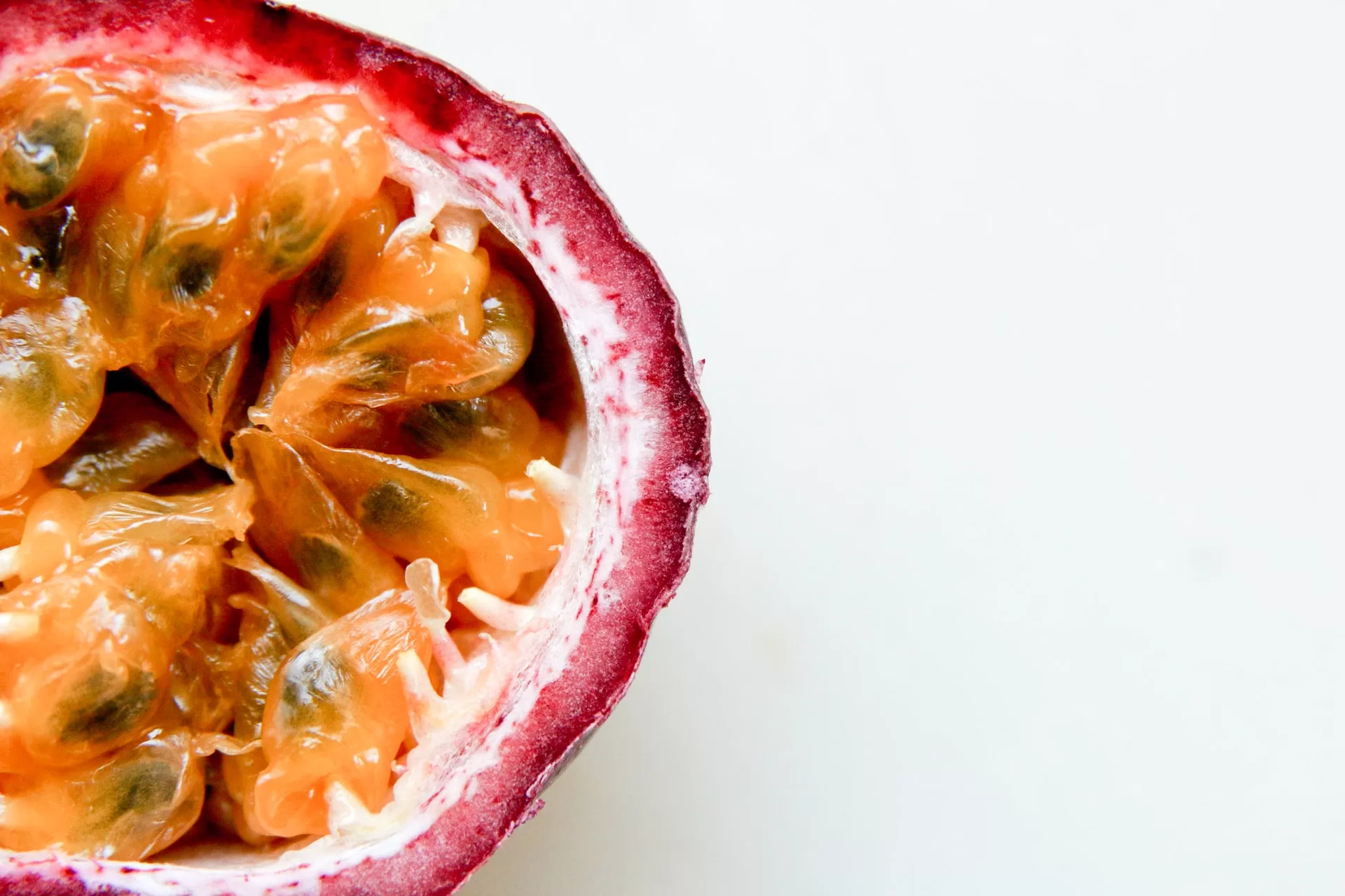 น้ำหอม Passionfruit ที่ดีที่สุด 7 อันดับแรก