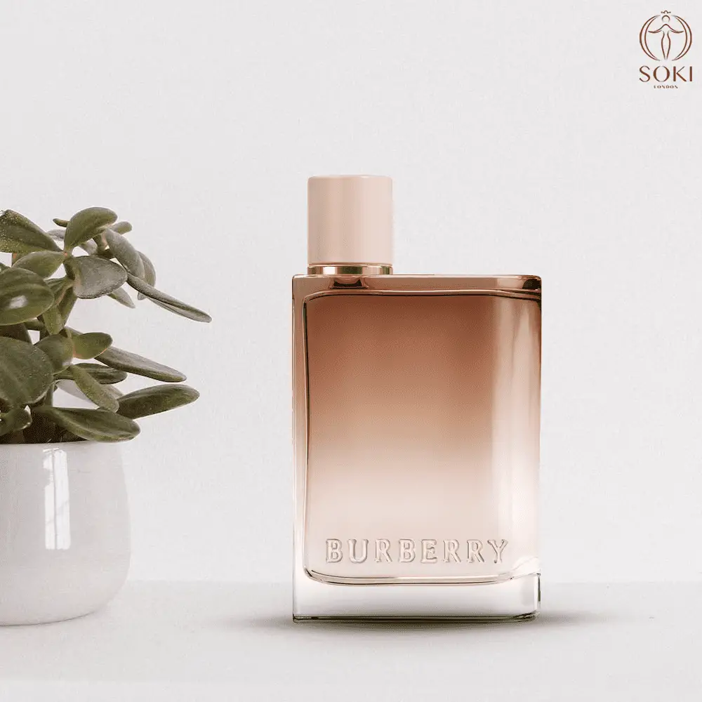 Revisión de la gama de perfumes de Burberry Her | Soki Londres