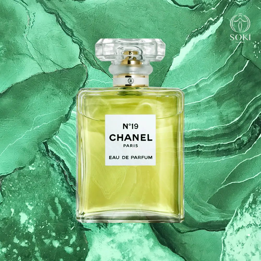 Chanel No 19
A Guide To The Best Leather Perfumes For Women